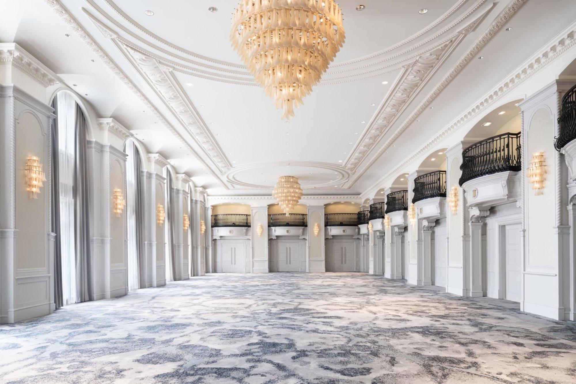 The Westin Book Cadillac Детройт Экстерьер фото